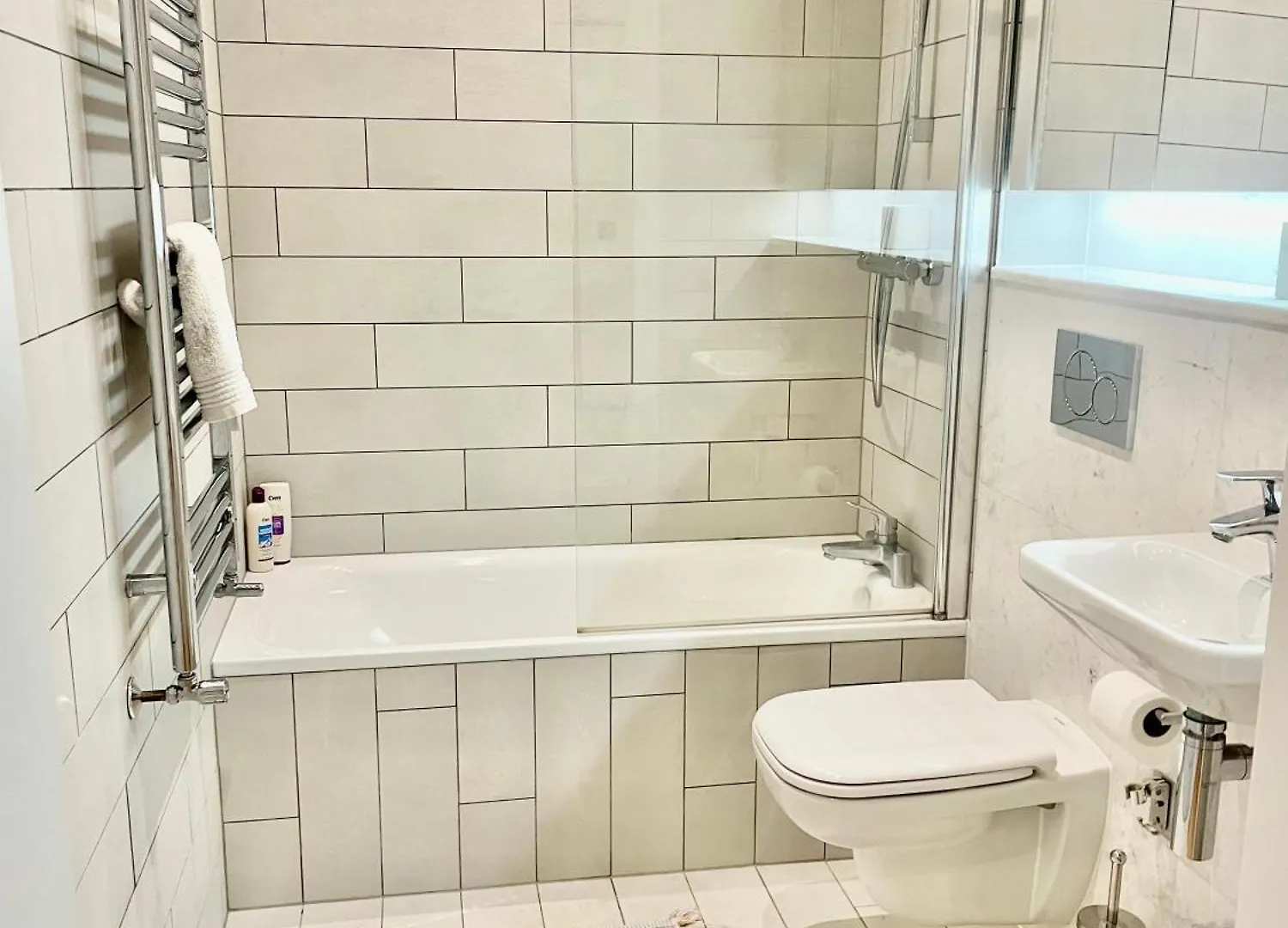 Mordern Apartment In Dublin City Centre